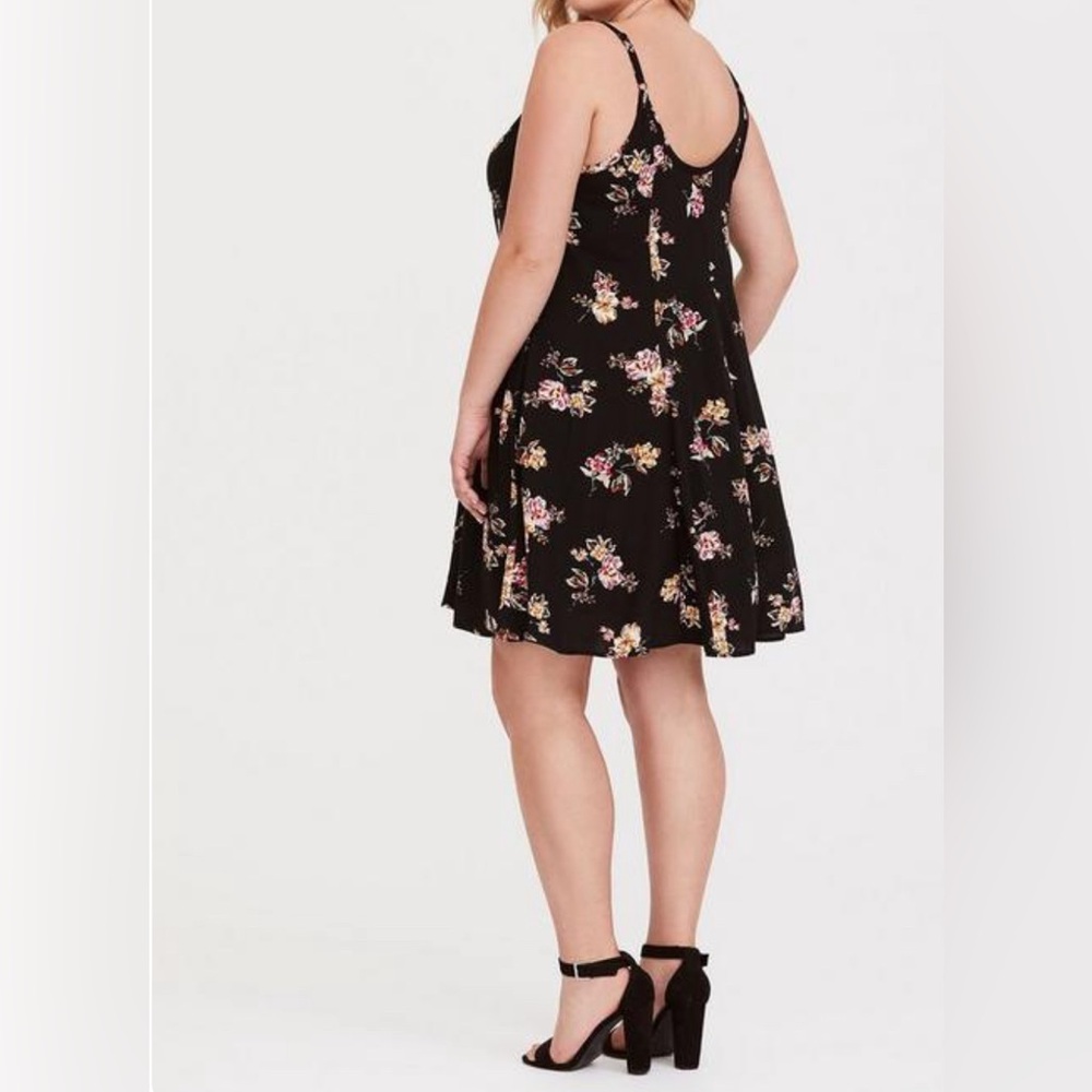 mini trapeze dress. 🩷